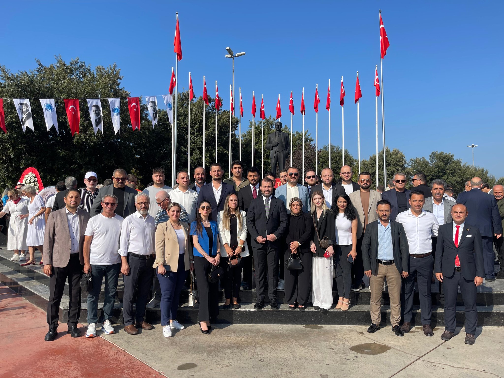 30 Ağustos Zafer Bayramı dolayısıyla Tuzla Sahil Tören Alanı’nda düzenlenen programa katıldık